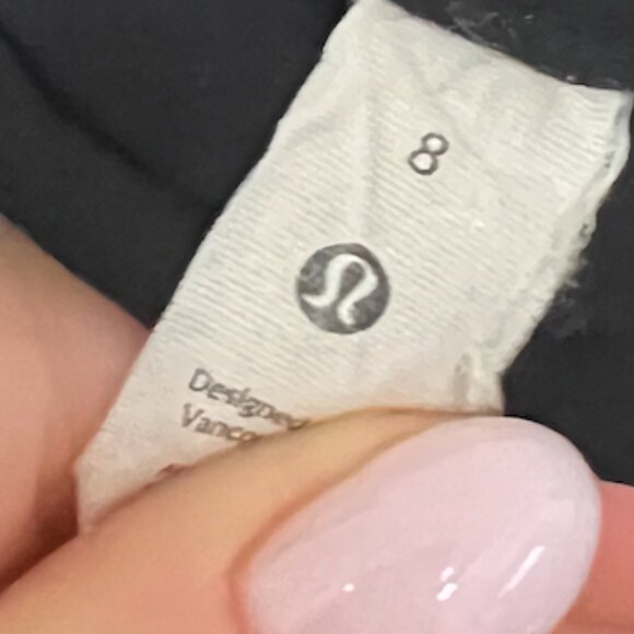 Stretch High-Rise Jogger Shorter Length Size 8 - Picture 3 of 3